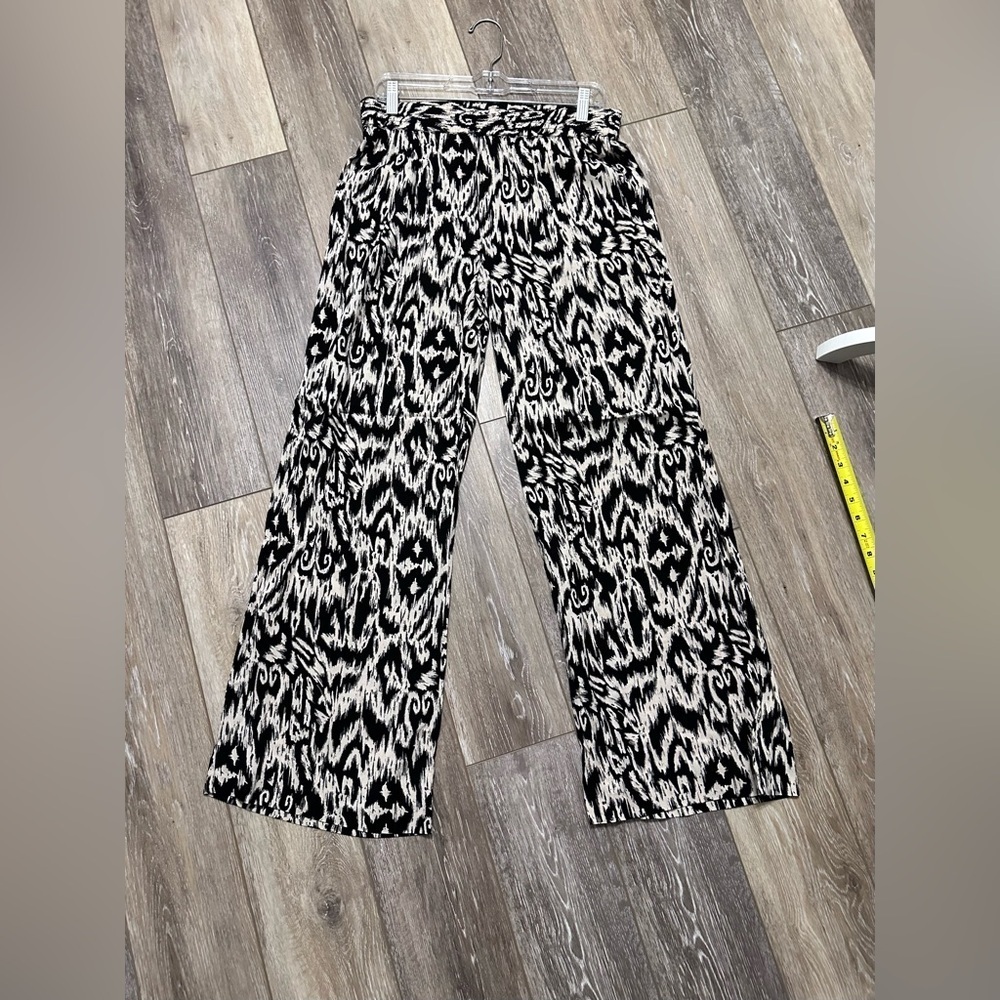 For Cynthia lightweight wide leg pants with elastic waist size medium.